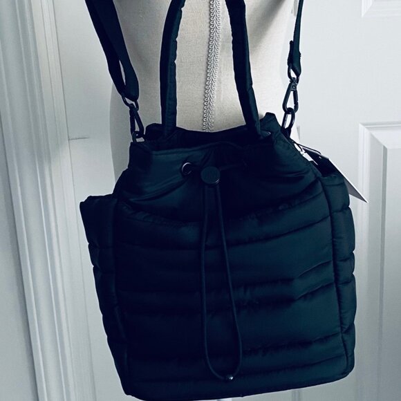 JASON WU BLACK NYLON BUCKET BAG - CROSSBODY OR HANDLE- NEW WITH TAGS - Picture 4 of 8